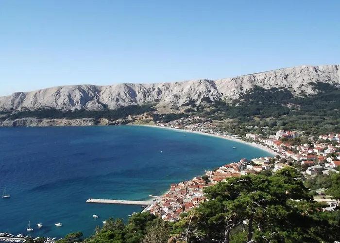 In Einem Traditionellen Steinhaus- In By Interhome